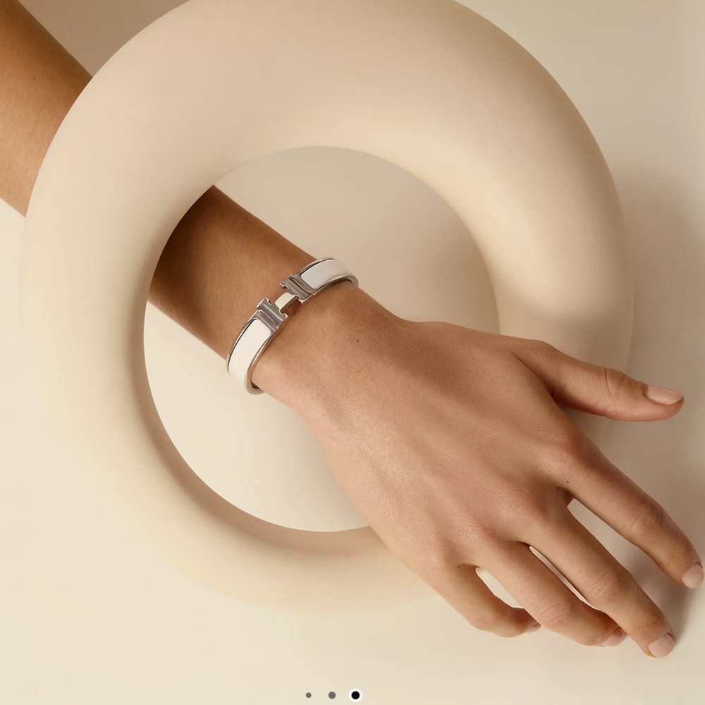 Hermes Click H Bracelet in White BRAND NEW - Picture 3 of 6
